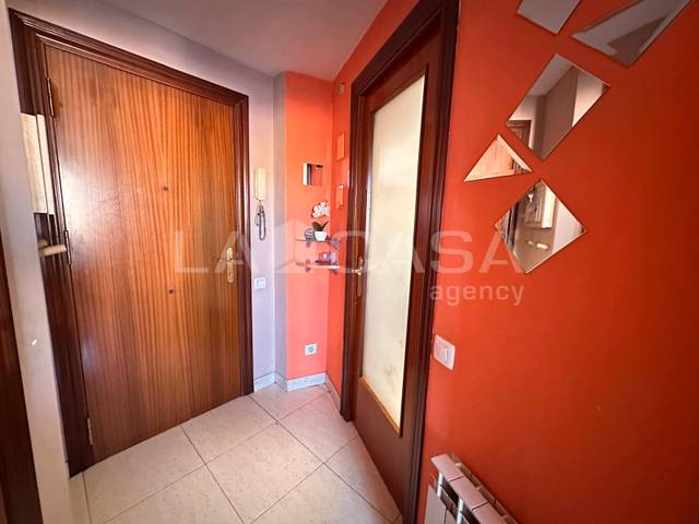 Dúplex en Venta en Canovelles