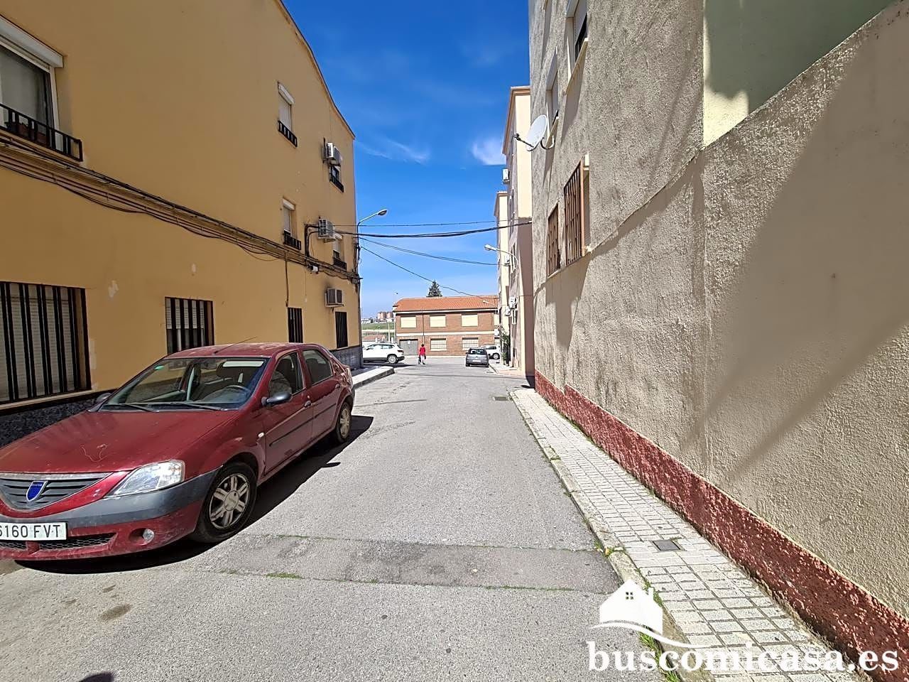 Exterior view of Single-family semi-detached for sale in Linares  with Terrace and Balcony