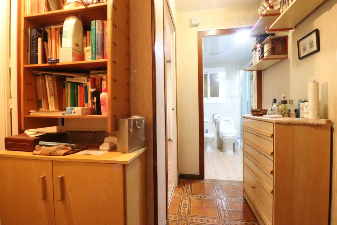 Habitación de Piso en venta en Barcelona con Calefacción