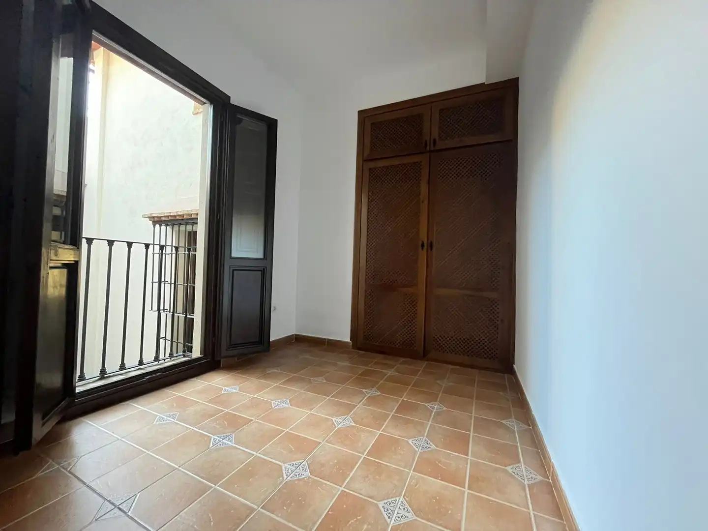 Detached homes for rent in Granada  with Air Conditioner, Heating and Terrace