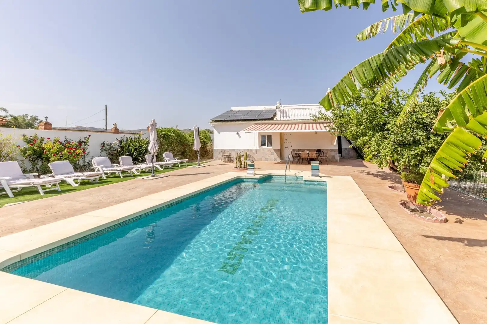 Casa amb piscina en venda a Camino Valdeurraca