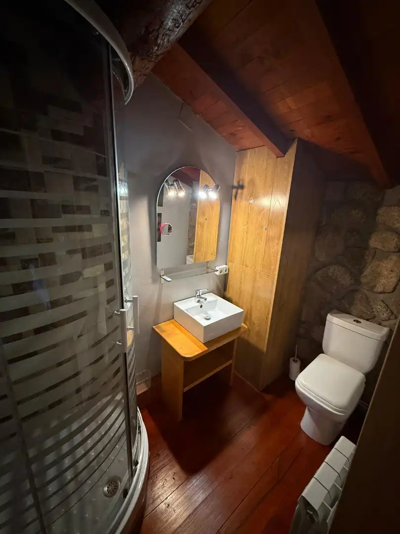 Baño de Casa adosada en venta en La Torre con Calefacción, Jardín privado y Terraza