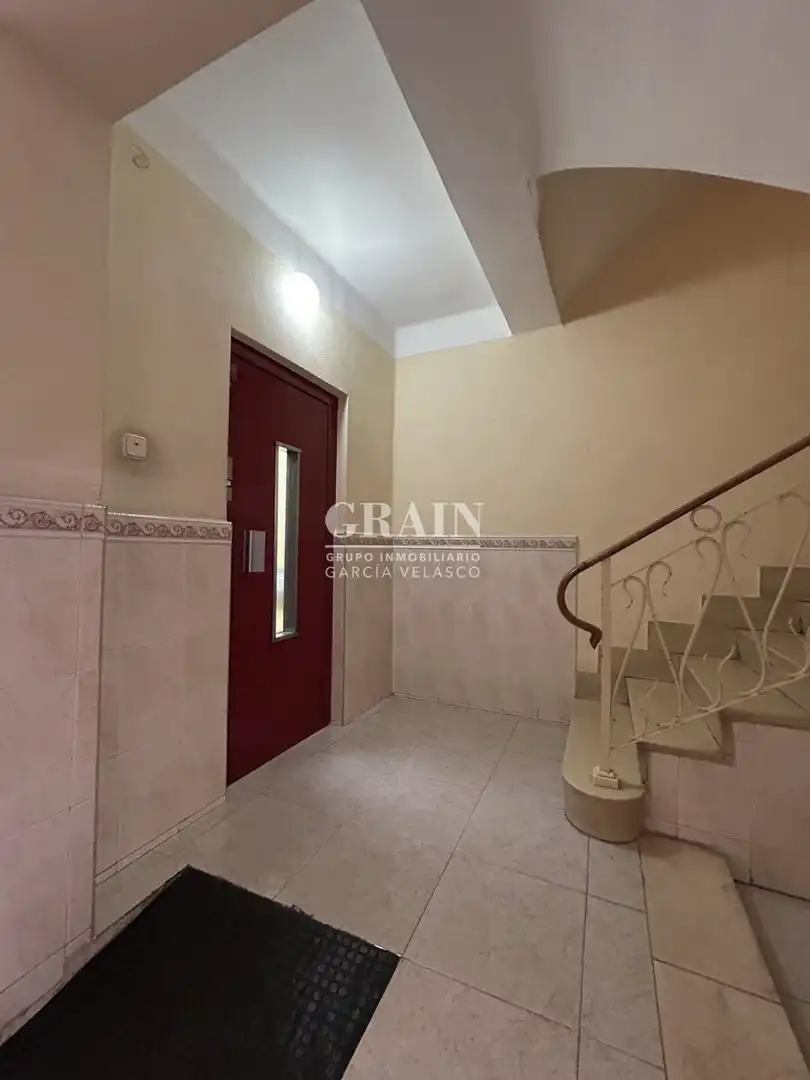 Flat for sale in Albacete  with Air Conditioner, Heating and Balcony
