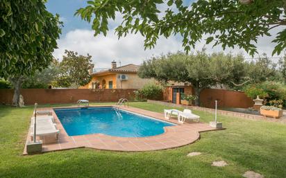 Jardí de Casa o xalet en venda en Mont-ras amb Terrassa, Piscina i Balcó