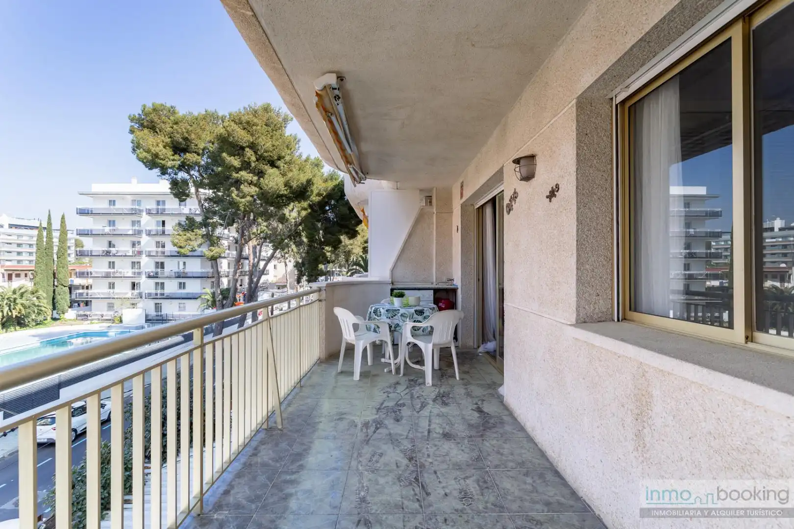 Terrasse von Wohnungen zum Verkauf in Salou mit Klimaanlage, Heizung und Gemeinschaftspool