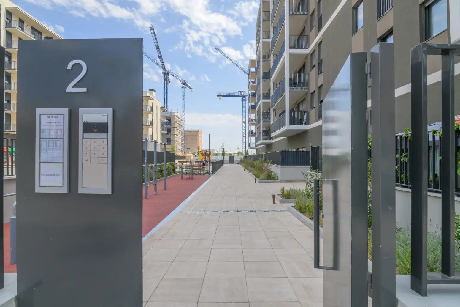 Vista exterior de Pis en venda en Viladecans amb Aire condicionat, Calefacció i Parquet
