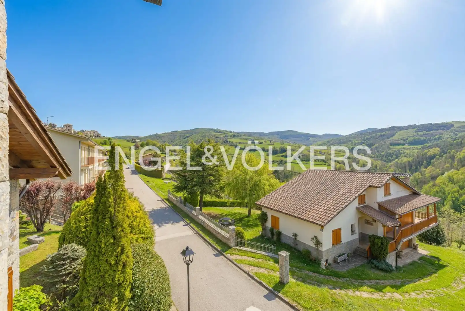 Vista exterior de Casa o chalet en venta en Molló con Calefacción, Jardín privado y Balcón