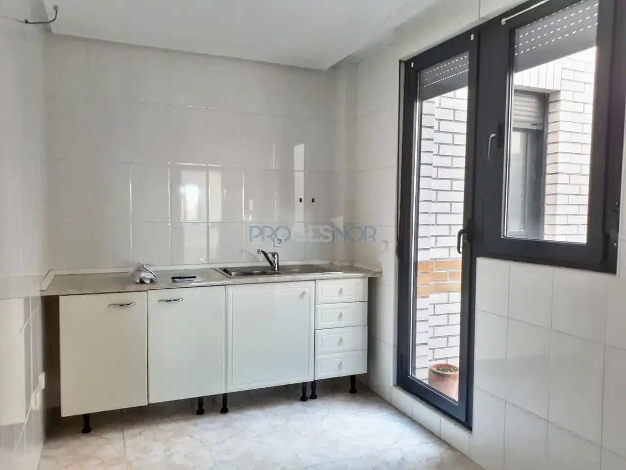 Kitchen of Duplexes for rent in León Capital   with Heating and Parquet flooring