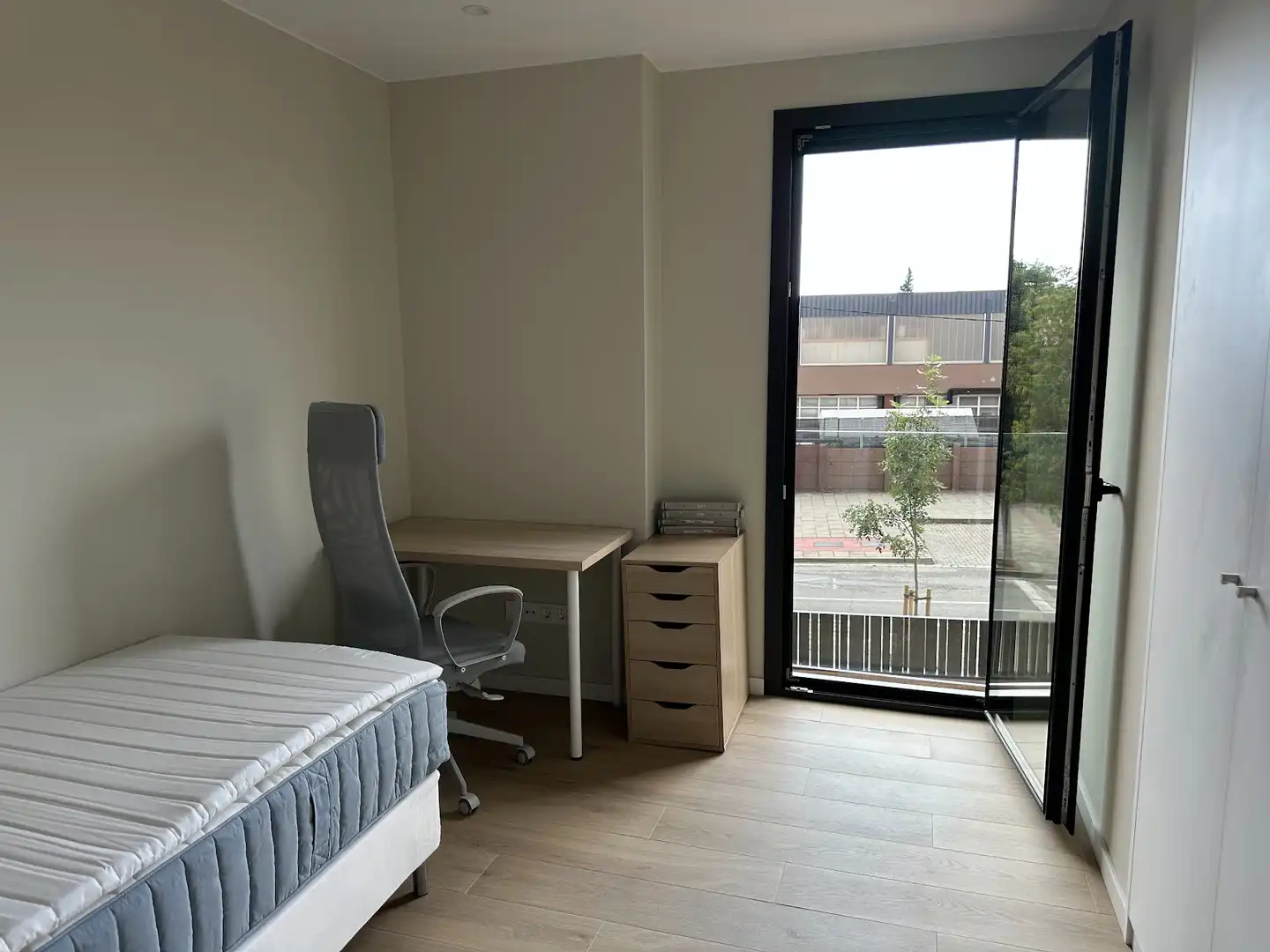 Bedroom of Flat for share in Vic  with Air Conditioner, Heating and Terrace