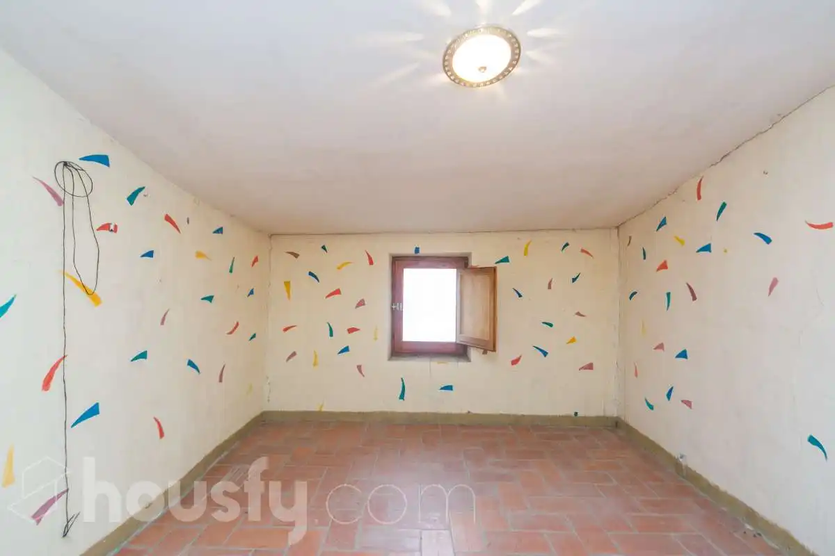 Houses for sale in Sant Martí de Tous  with Terrace and Balcony
