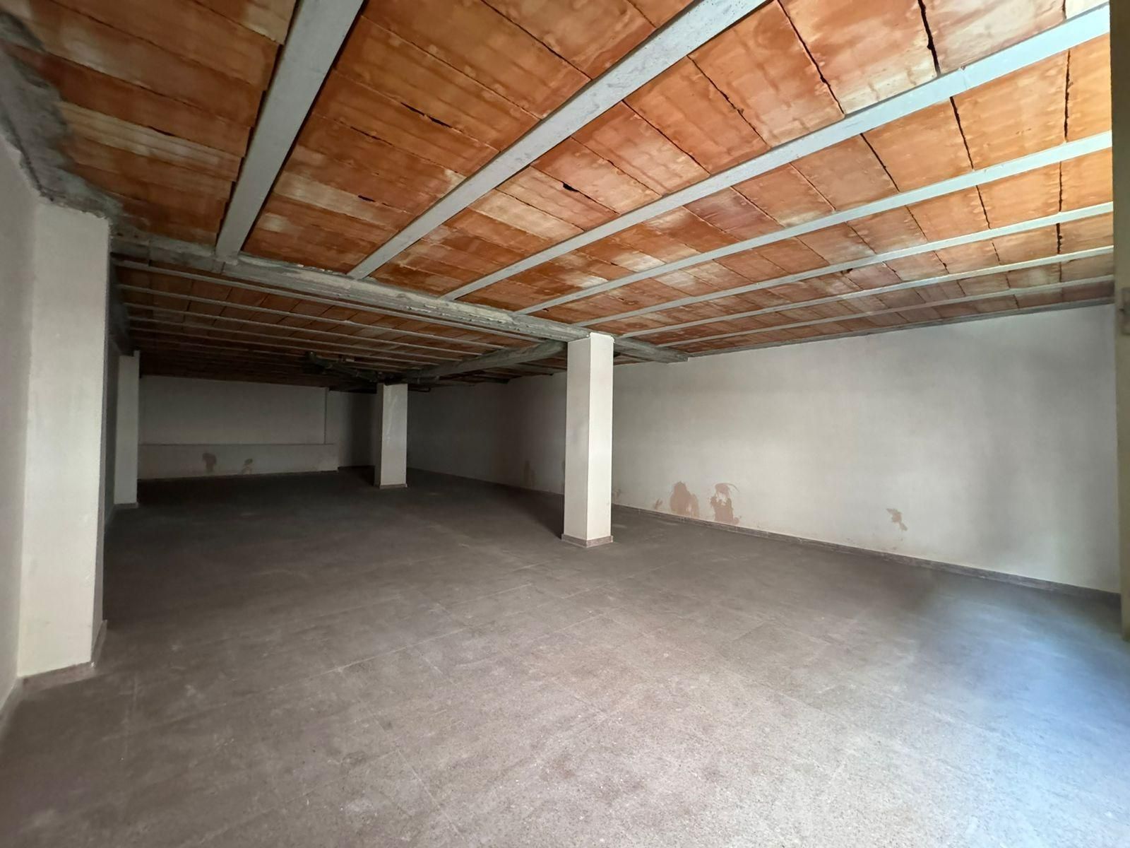 Local de alquiler en Calle ALFREDO SANCHEZ TORRES, San Crispín