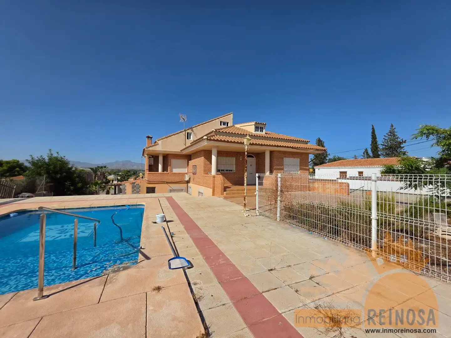Vista exterior de Casa o xalet en venda en Molina de Segura amb Aire condicionat, Calefacció i Jardí privat