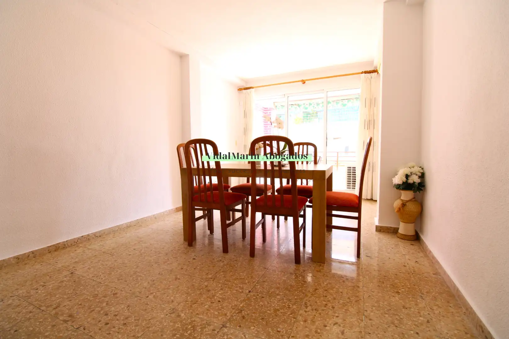Comedor de Piso en venta en Alicante / Alacant con Aire acondicionado, Horno y Lavadora