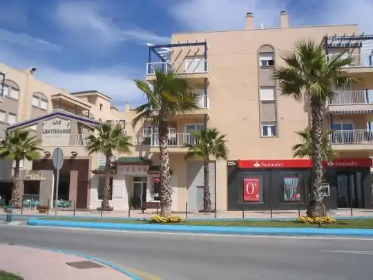 Local comercial en venta en Urbanización Santa Rosa