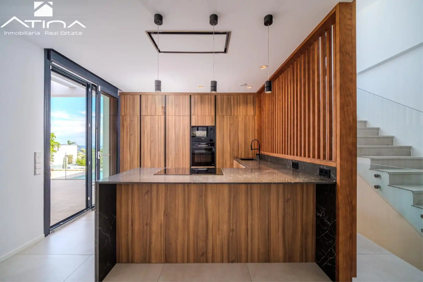 Kitchen of Houses for sale in Dénia  with Air Conditioner, Terrace and Storage room