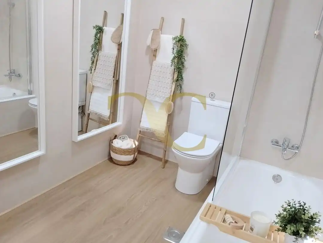 Bathroom of Flat for sale in Gijón   with Heating and Furnished