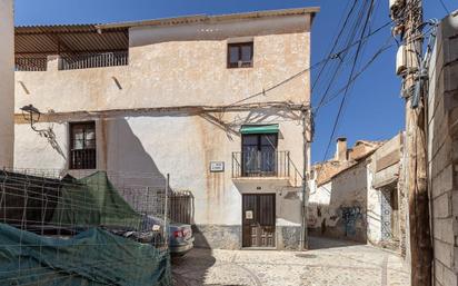 Vista exterior de Edifici en venda en Guadix