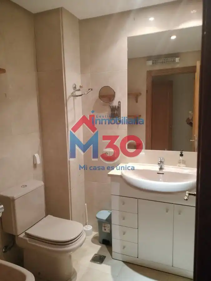 Bany de Apartament en venda en Miranda de Ebro amb Calefacció i Traster