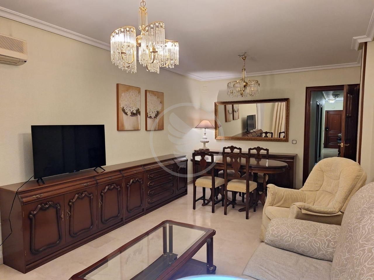 Sala de estar de Piso de alquiler en Linares con Aire acondicionado y Amueblado