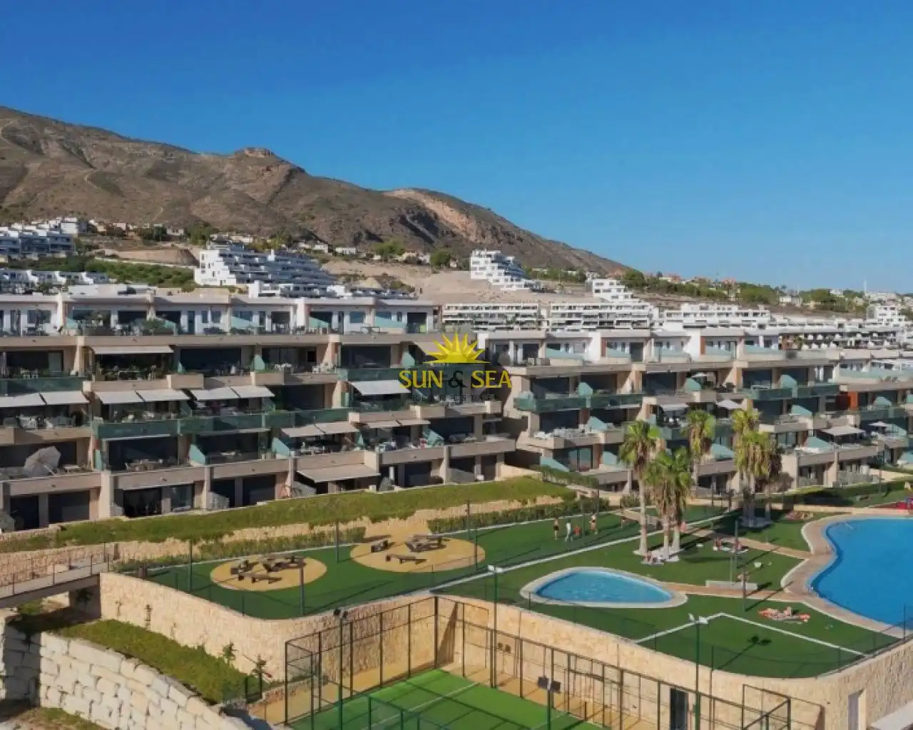 Vista exterior de Planta baja de alquiler en Finestrat con Aire acondicionado, Calefacción y Terraza