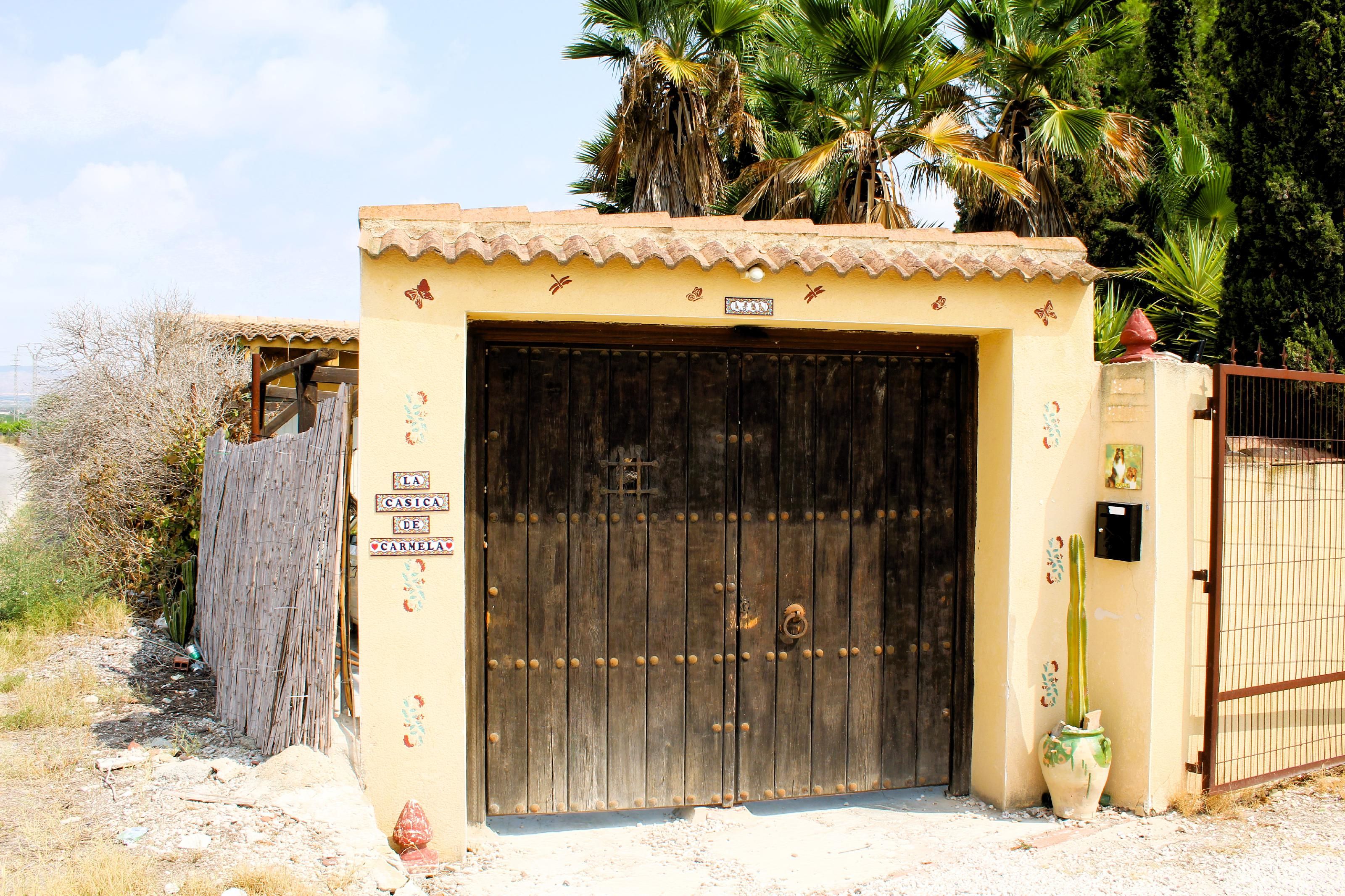 Exterior view of House or chalet for sale in Granja de Rocamora  with Private garden and Terrace