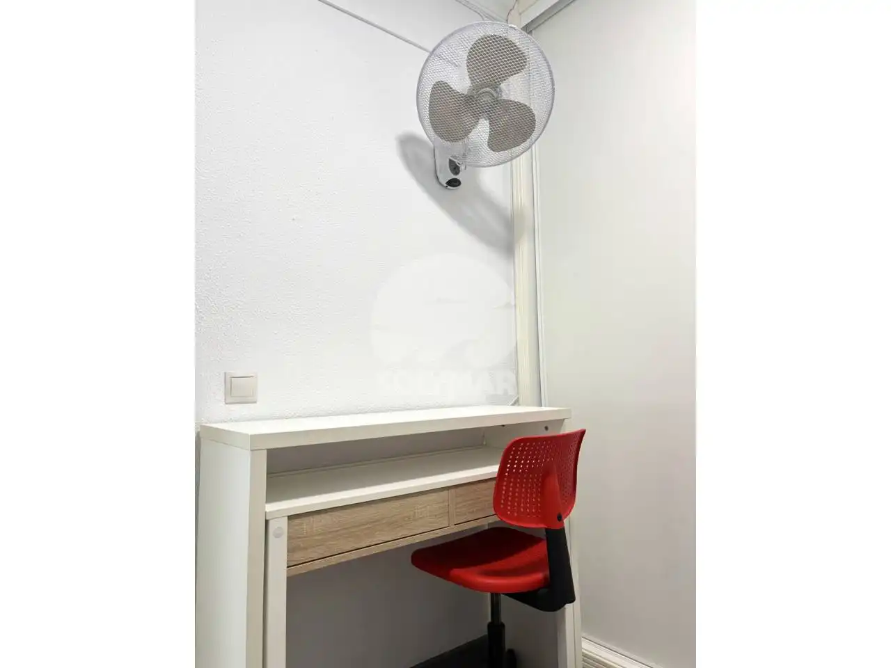 Habitación de Piso de alquiler en Vélez-Málaga con Aire acondicionado, Terraza y Amueblado