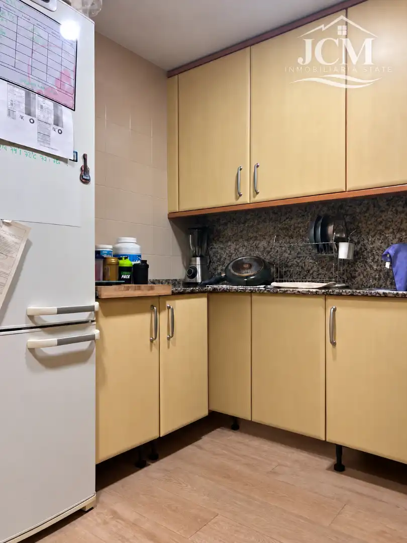 Kitchen of Flat for sale in Llevant