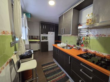 Appartamento con balcone in affitto a Calle Curro Cúchares