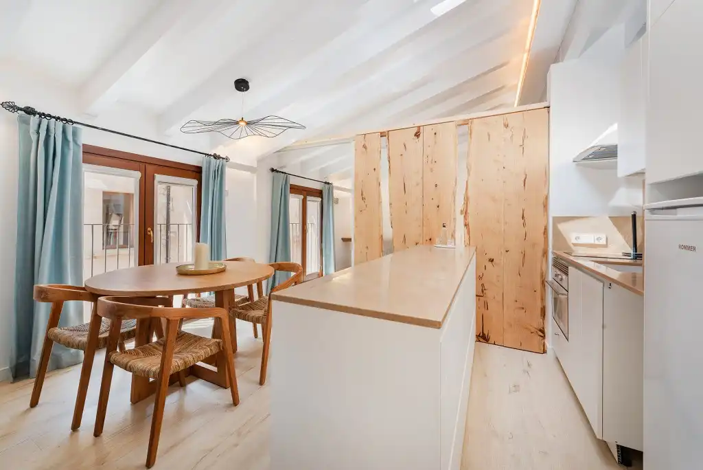 Cuina de Apartament en venda en Pollença amb Aire condicionat, Moblat i Internet