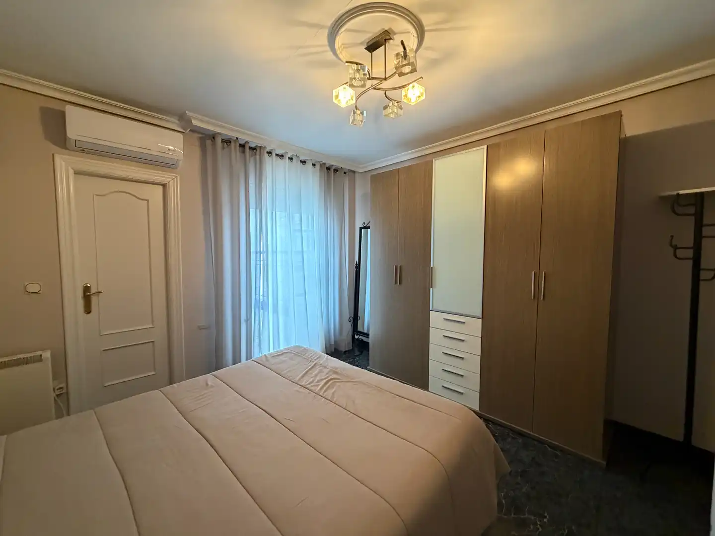 Bedroom of Houses for sale in Úbeda  with Air Conditioner, Heating and Terrace