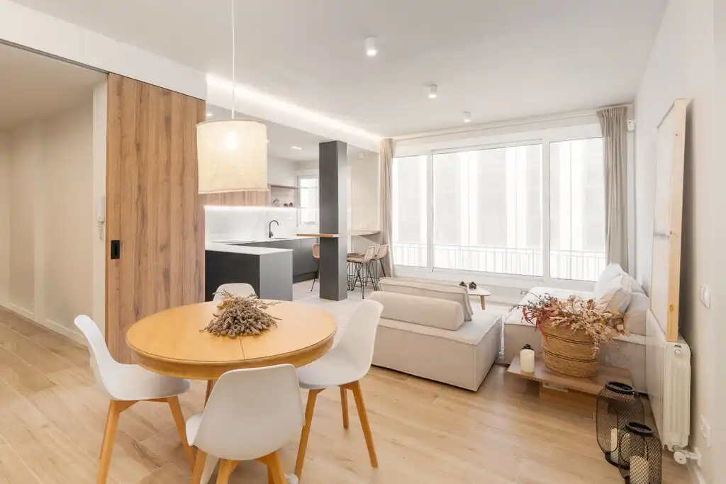 Sala de estar de Apartamento en venta en Barcelona con Aire acondicionado, Terraza y Amueblado
