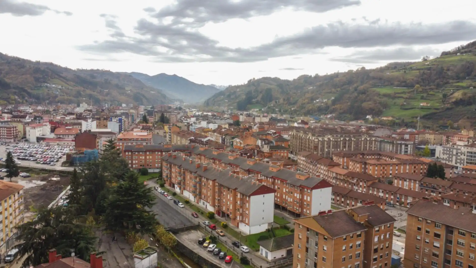 Vista exterior de Residencial en venta en Mieres (Asturias)