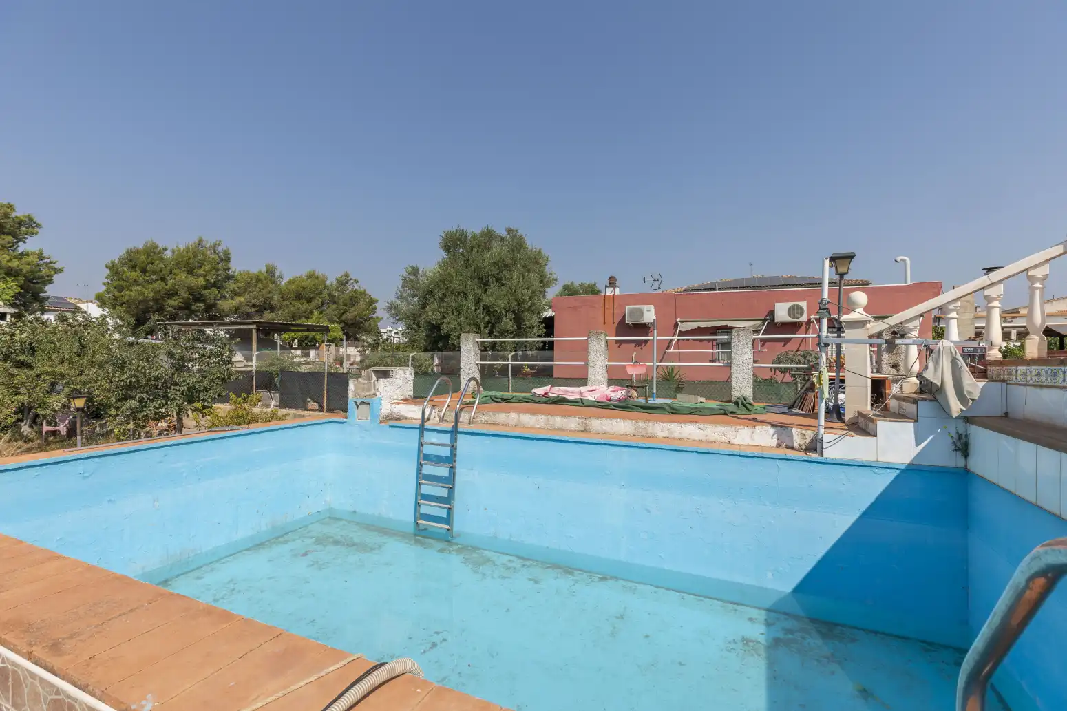 Swimming pool of Houses for sale in Náquera  with Air Conditioner, Heating and Private garden