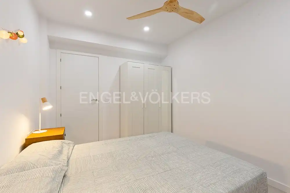 Habitación de Piso de alquiler en Valencia con Aire acondicionado, Calefacción y Amueblado