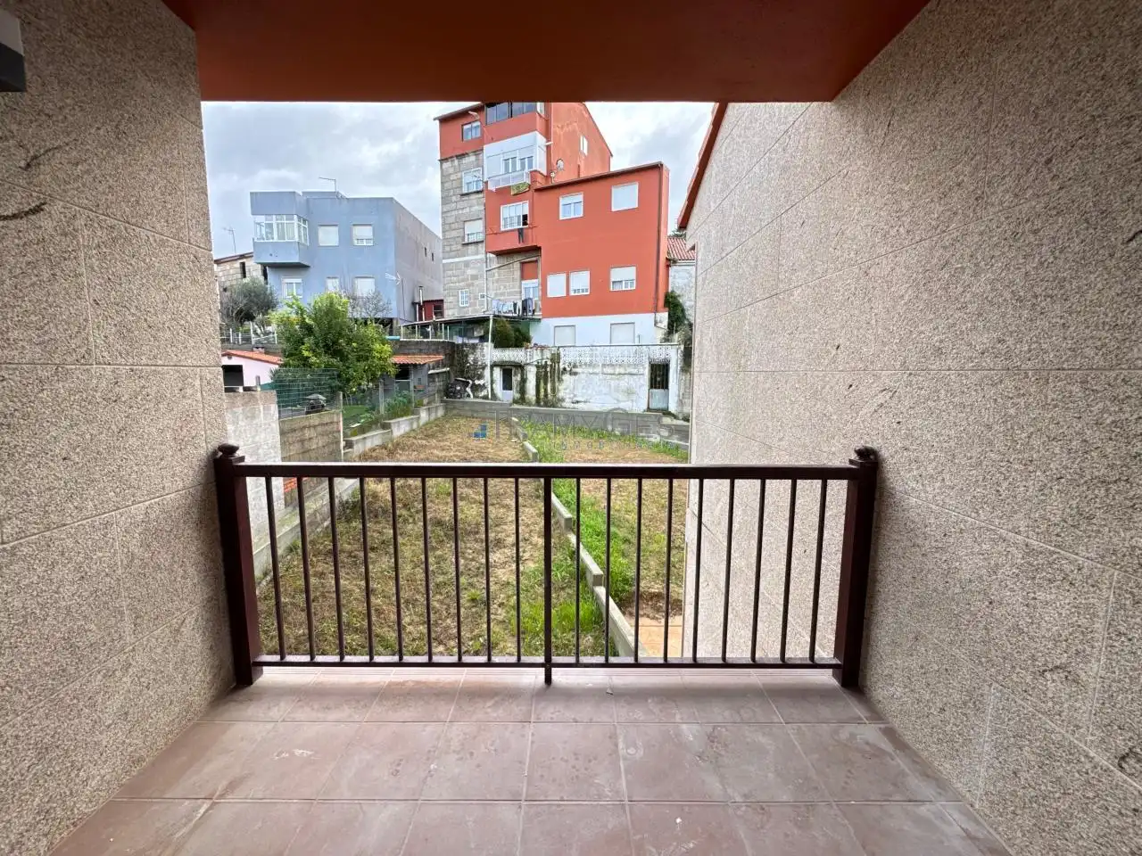 Terraza de Casa adosada en venta en Vigo  con Calefacción, Jardín privado y Terraza