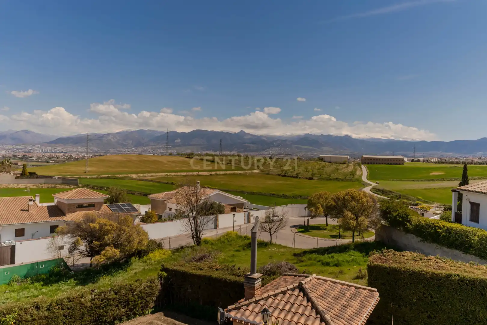 Vista exterior de Casa o chalet en venta en Las Gabias con Jardín privado, Trastero y Piscina