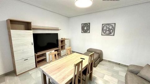 Casa / Chalet adosado en alquiler en Calle Jaén, Baeza., Bild 2