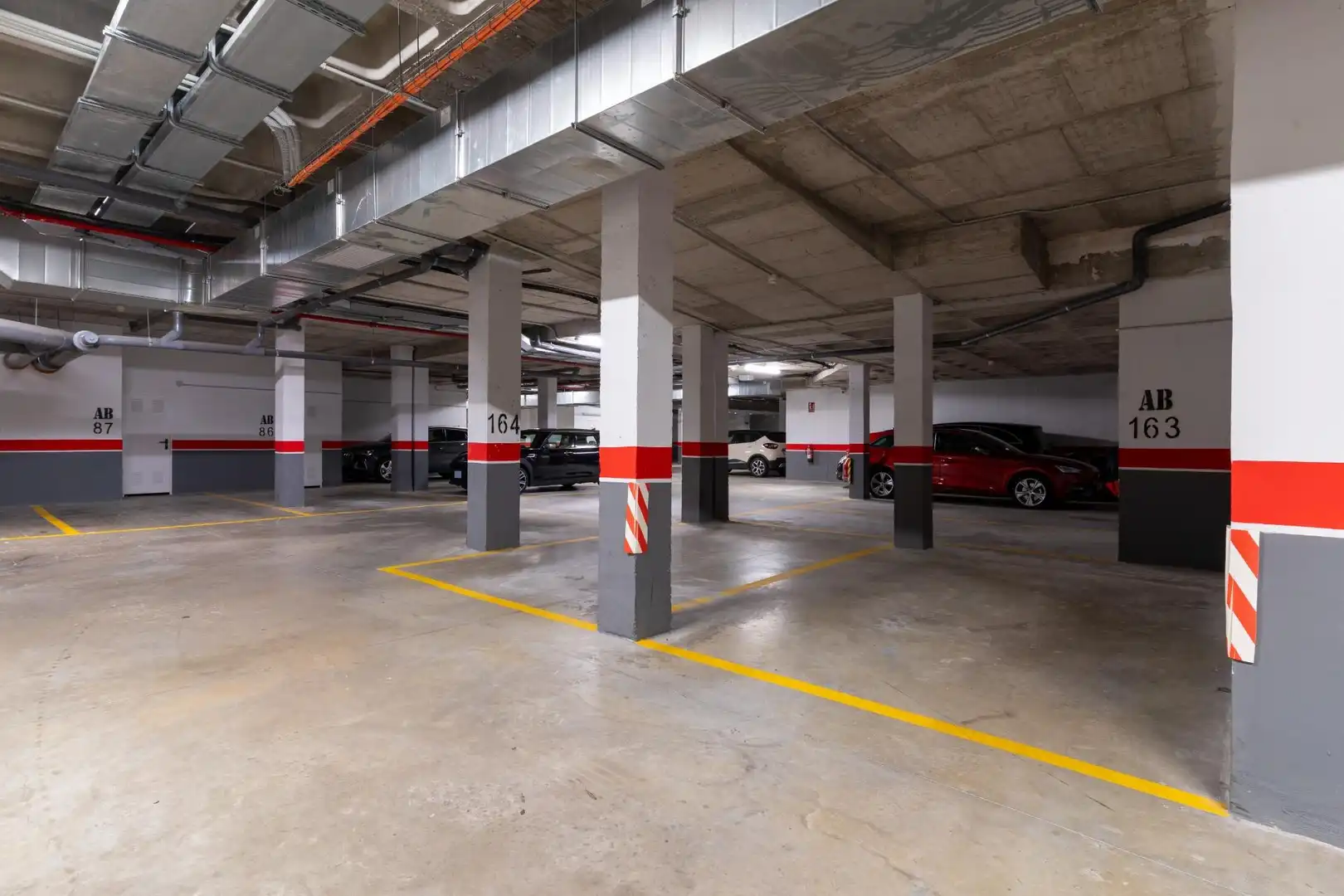 Parking de Piso de alquiler en Motril con Aire acondicionado, Terraza y Trastero