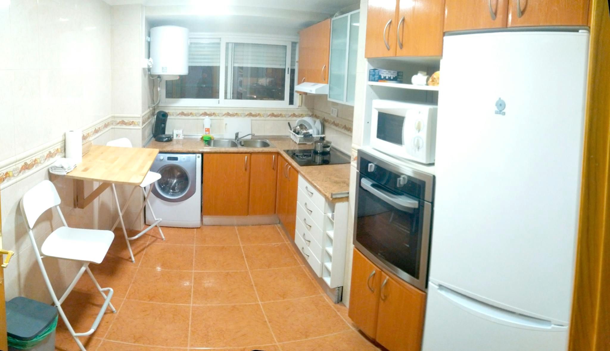 Flat to share in N/A, Les Tendetes - Avenida Burjassot