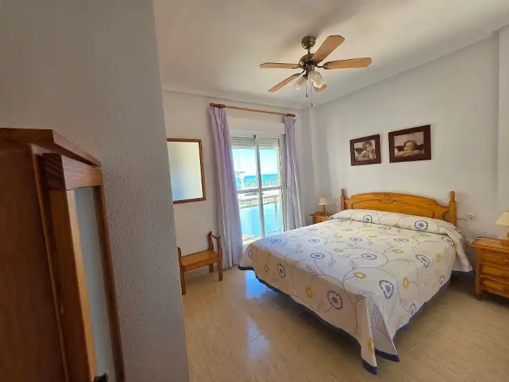 Habitación de Apartamento en venta en La Manga del Mar Menor con Terraza, Amueblado y Balcón