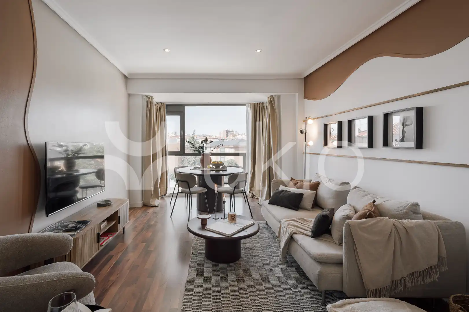 Sala de estar de Apartamento de alquiler en Madrid con Aire acondicionado, Calefacción y Amueblado
