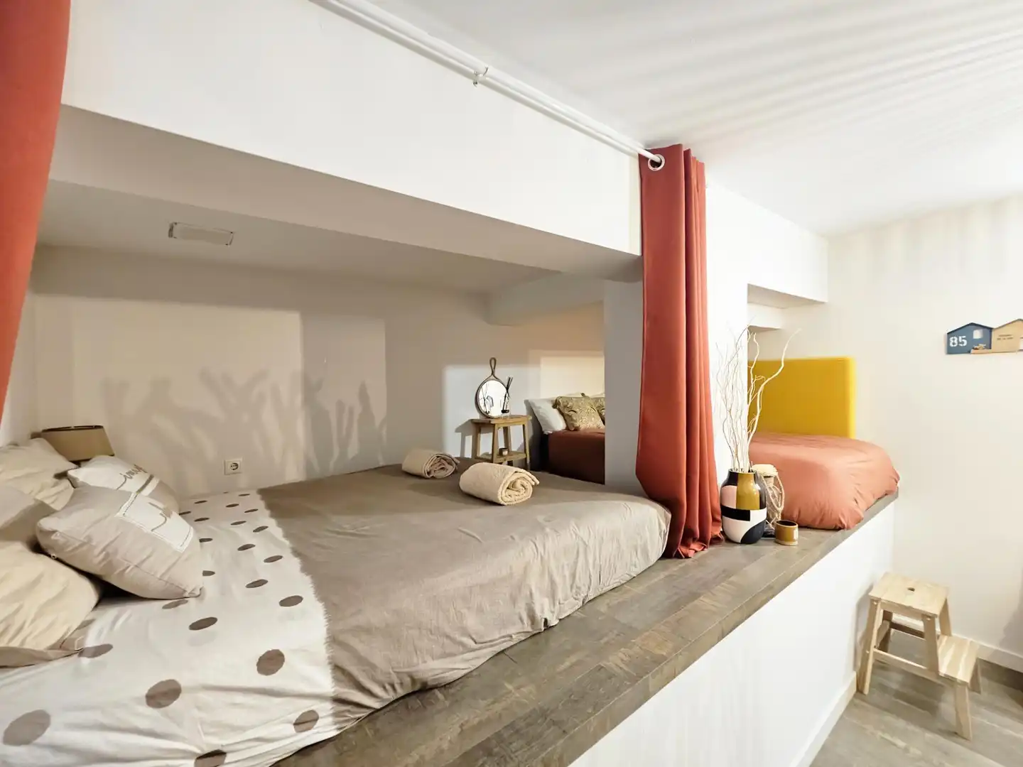 Dormitori de Casa o xalet en venda en Santa Pola amb Aire condicionat, Jardí privat i Moblat