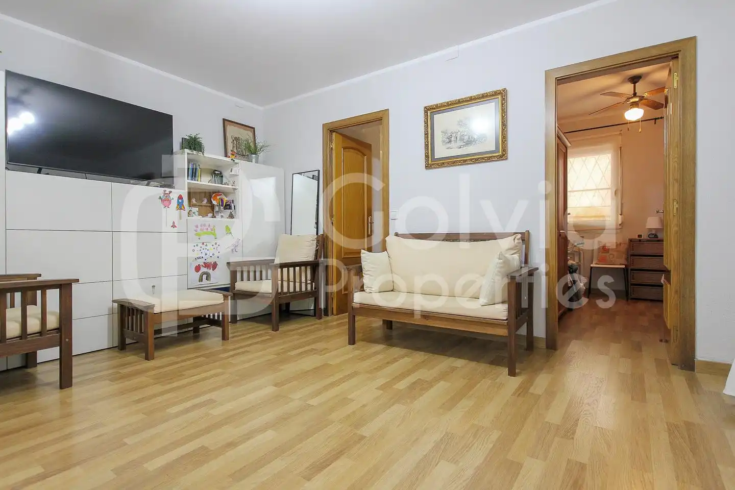 Sala d'estar de Planta baixa en venda en Castelldefels amb Parquet, Terrassa i Moblat