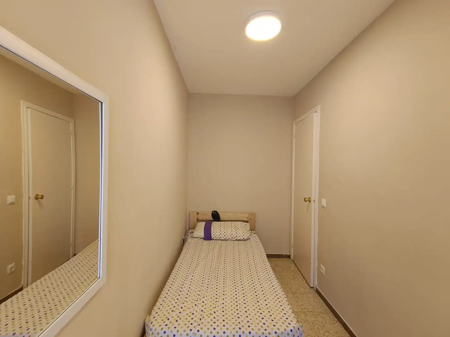 Habitación de Piso en venta en Girona con Calefacción, Terraza y Amueblado