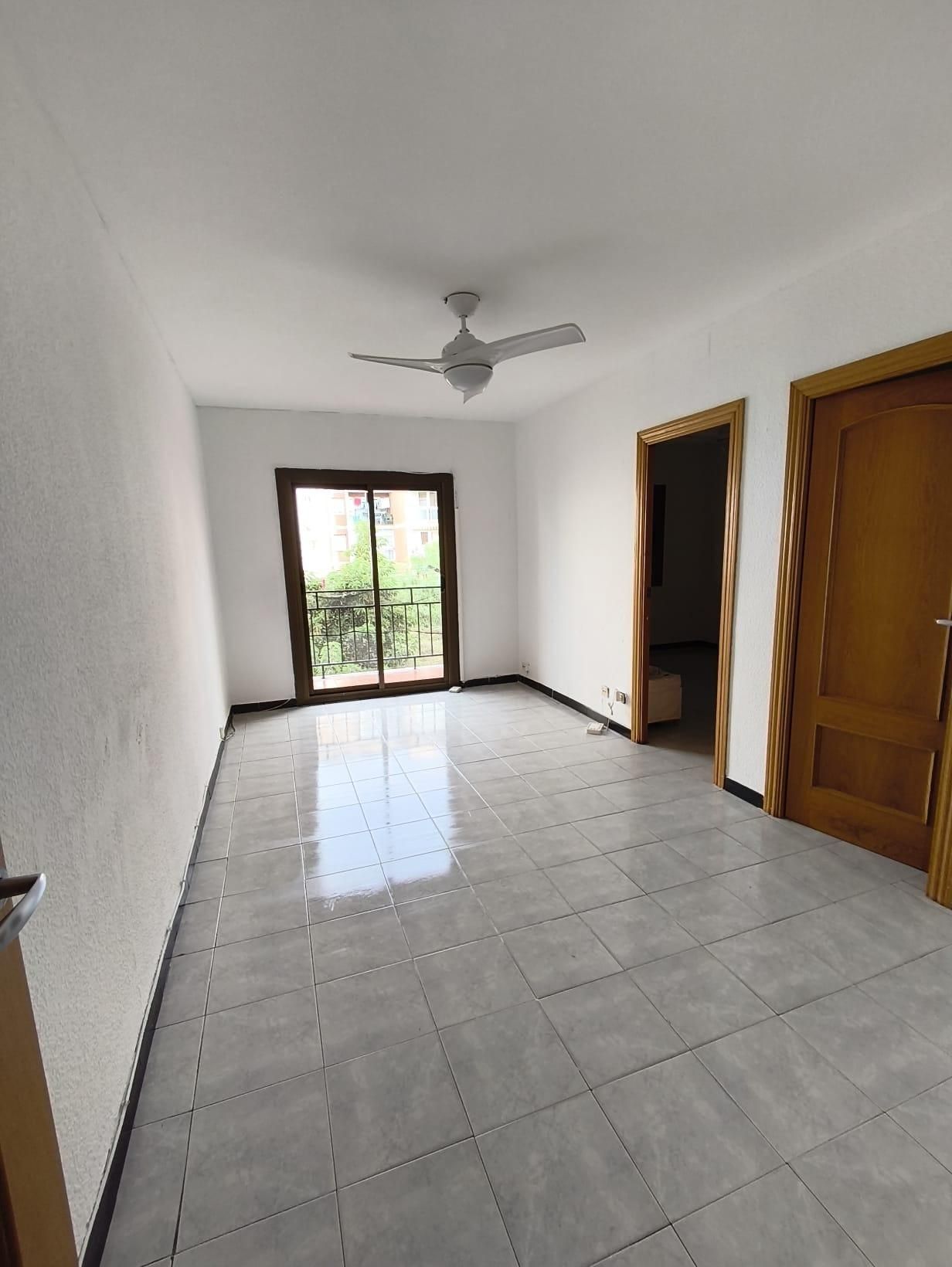 Pis en venda a Carrer de la Constitució, La Salut