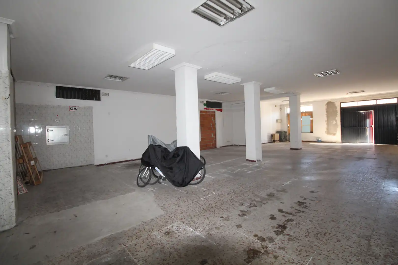 Local comercial en venda a Fuensalida, imagen 8
