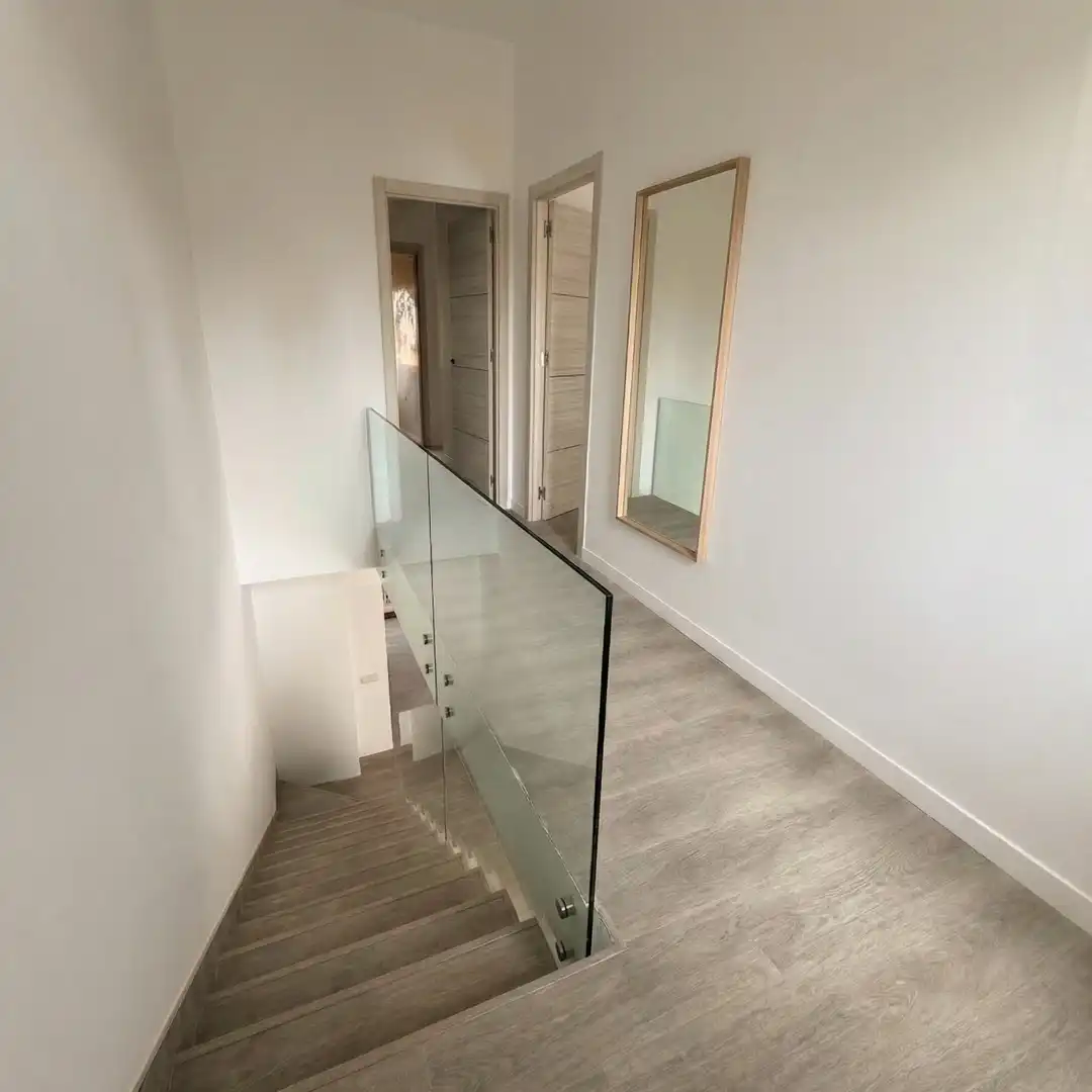 Casa aparellada amb terrassa en venda a Carrer del Príncep 25, imagen 4