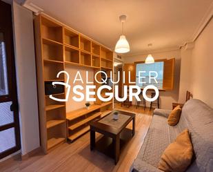 Living room of Flat to rent in  Madrid Capital  with Air Conditioner and Swimming Pool