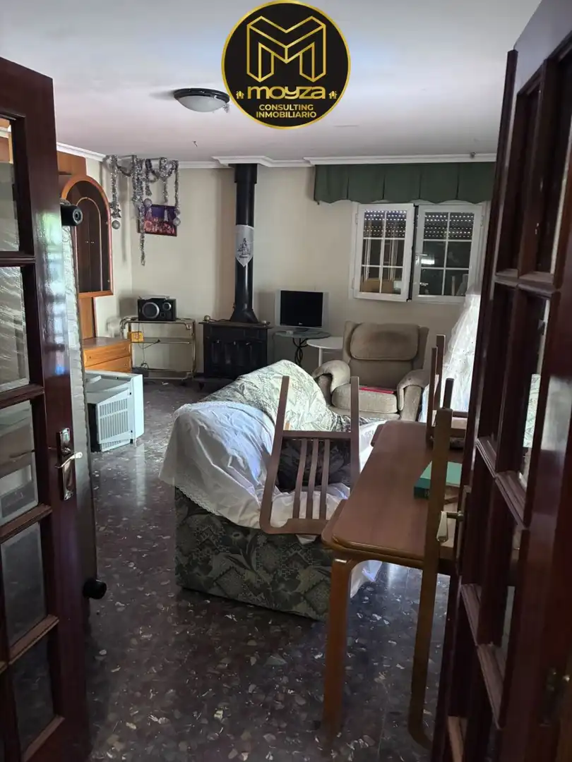 Sala d'estar de Edifici en venda en Jaén