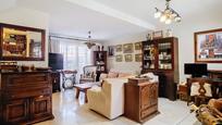 Sala d'estar de Casa adosada en venda en Mijas amb Terrassa i Piscina